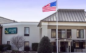 Quality Inn & Suites Wilson I-95